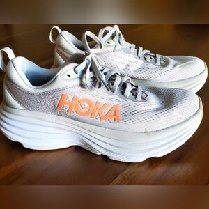 Women's Hoka Bondi 8 - Size 8 Cloud/Nimbus Gray